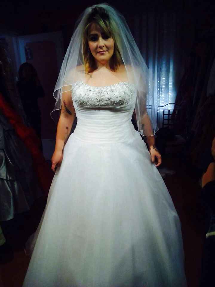 Vi piace il mio vestito ???? a me tantissimo sono emozionataaaa non vedo l ora - 1