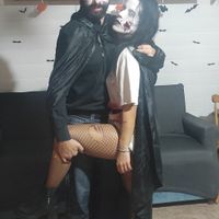 Postate una foto di voi due 👇 - 1