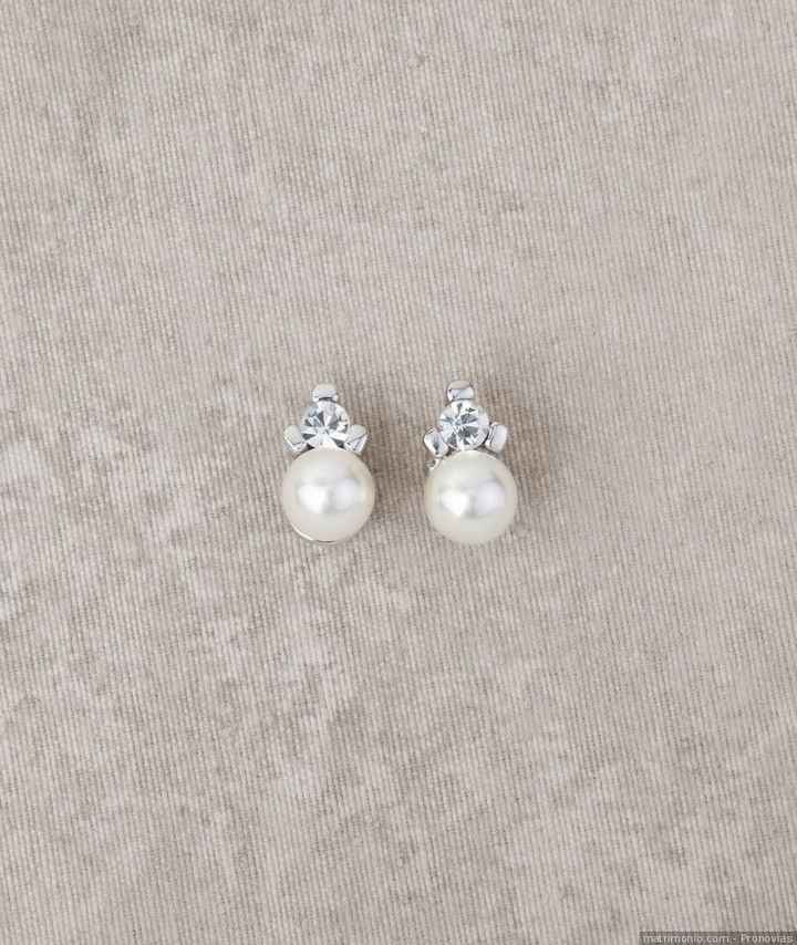 Ma gli orecchini? - 1