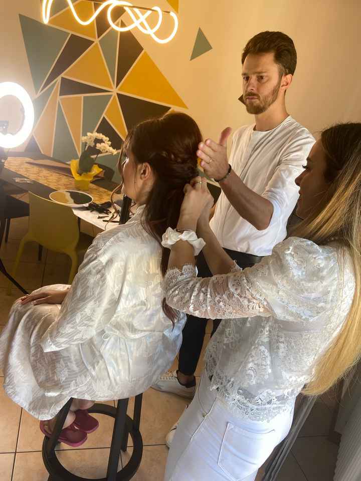 Acconciatura per chi ha tanti capelli! - 1