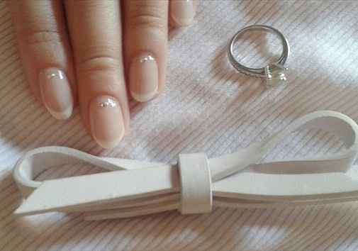 french con dettagli glitter