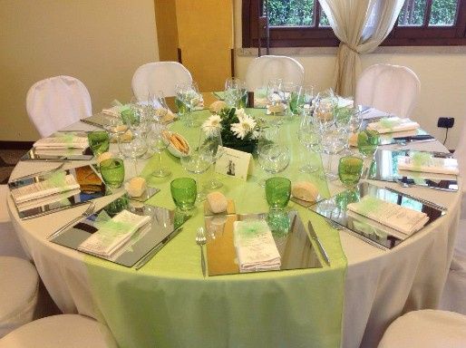 allestimento tavolo 2