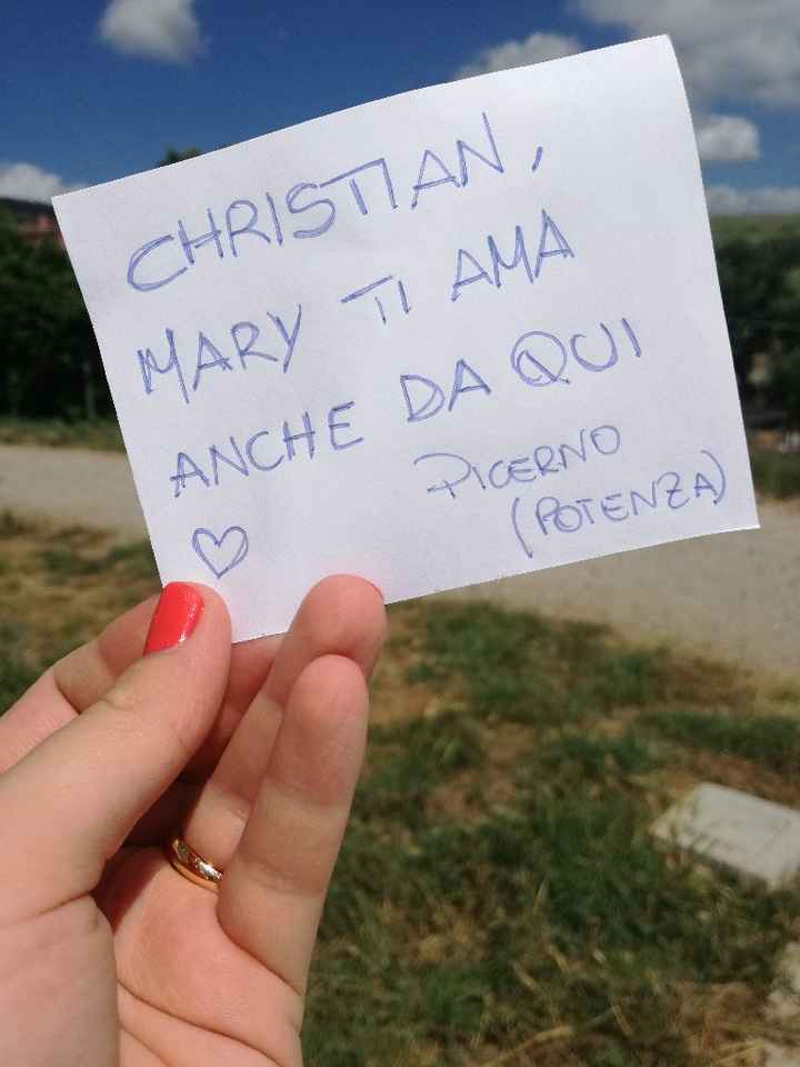 Christian Mary ti ama anche da qui ^_^ - 1