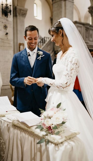 Acconciature con velo lungo - 3