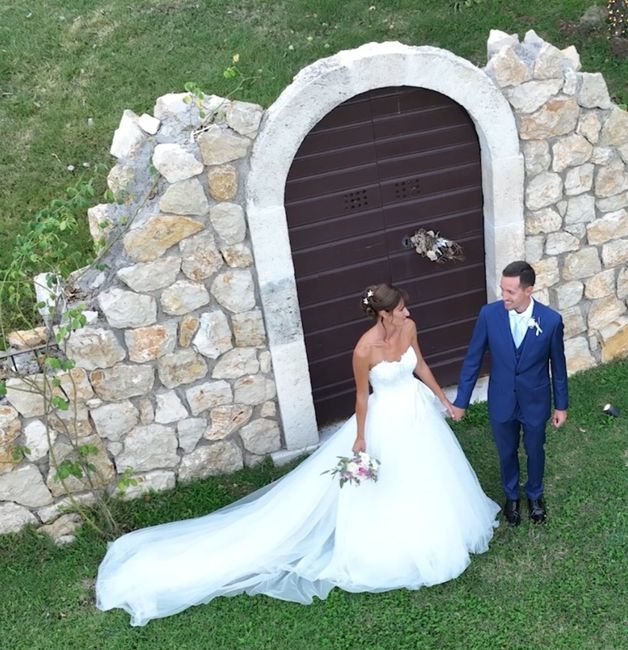 “Accorciare” abito da sposa durante la cerimonia 2