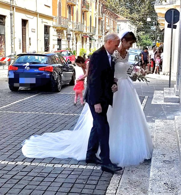 Di che colore è il vostro abito da sposa? - 1