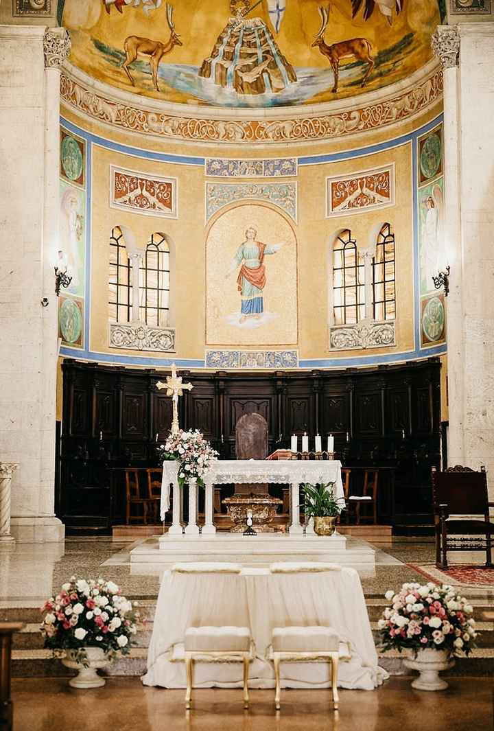 Addobbi in chiesa - 1