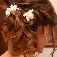 Acconciatura sposa con capelli sciolti: Sì o No? - 1