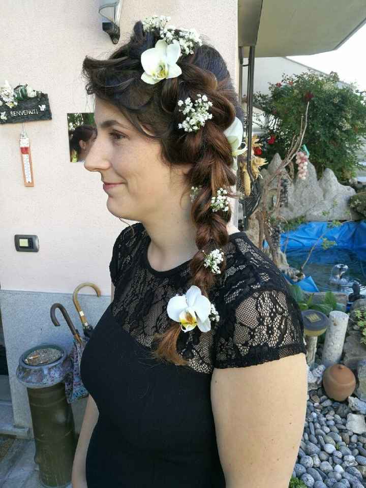 Voglio vedere le vostre vere acconciature con i fiori freschi! - 1