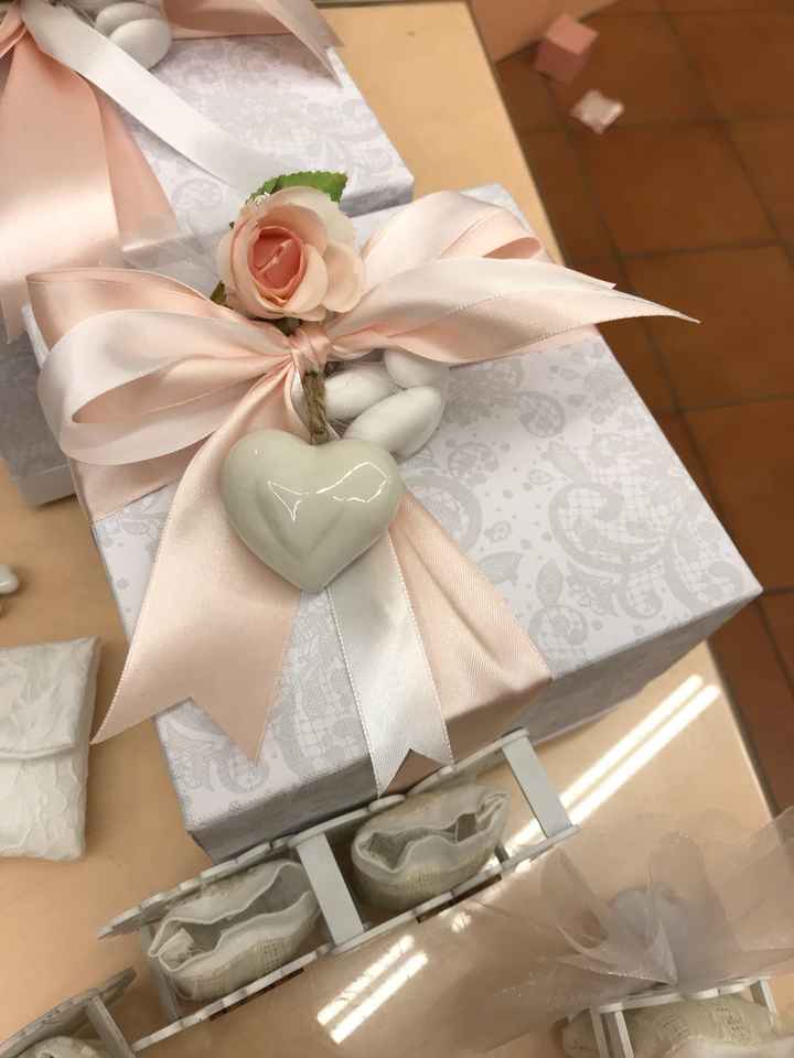  Bomboniera e confezione - 1