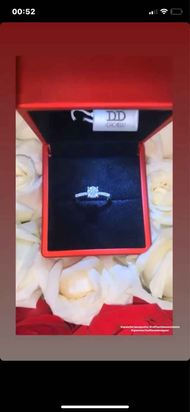 E ora mostraci una foto del tuo anello di fidanzamento! - 2