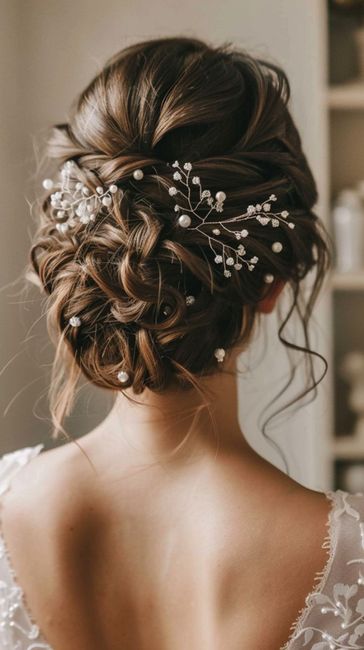 Idee su acconciatura sposa 👰‍♀️ 6