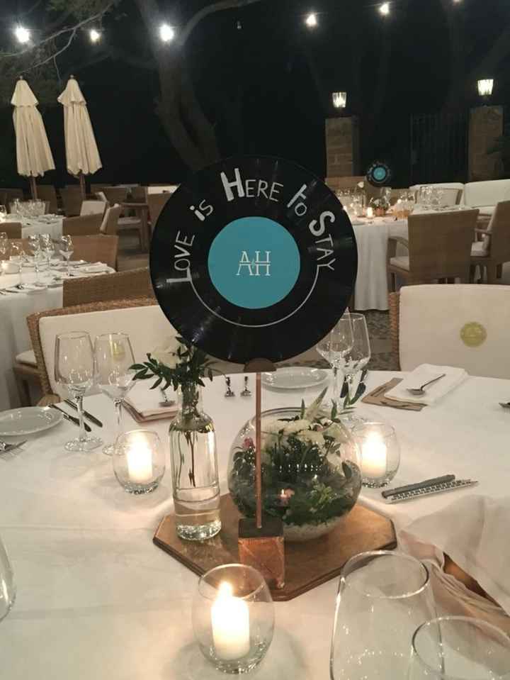 Centrotavola e tableau con vinili - 7