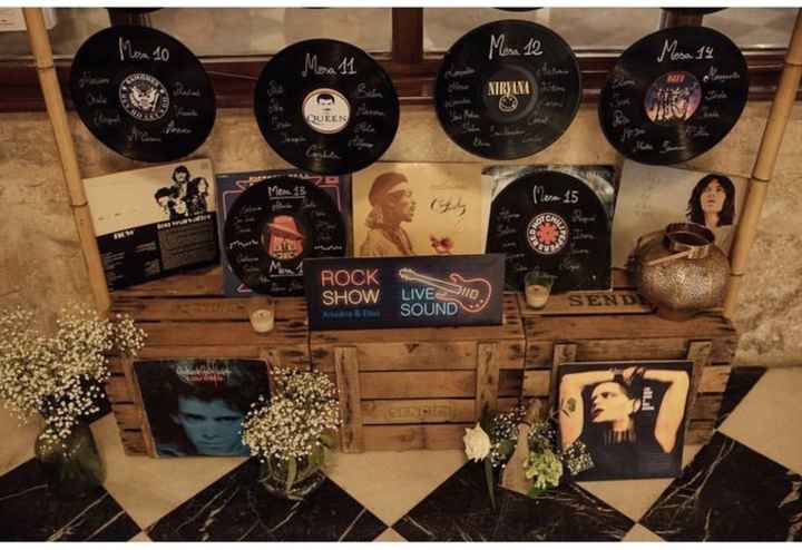 Centrotavola e tableau con vinili - 12