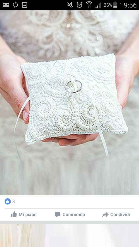 Cuscino portafedi - 1