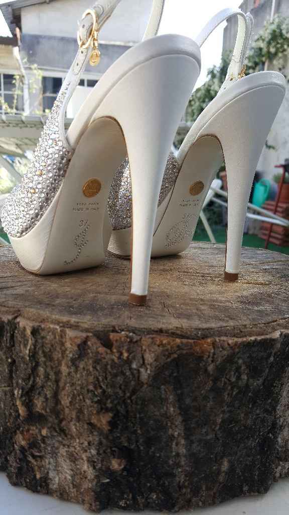 Scarpe con o senza scritta? - 3