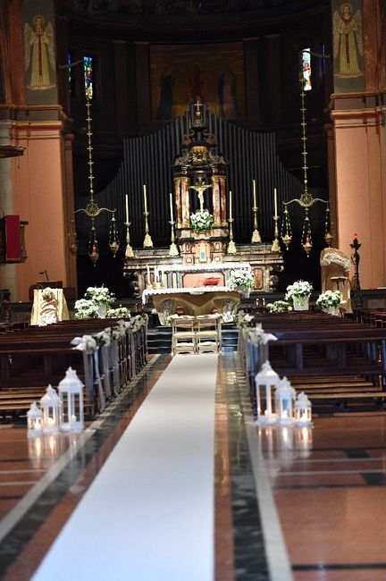 Addobbi floreali per la cerimonia 1