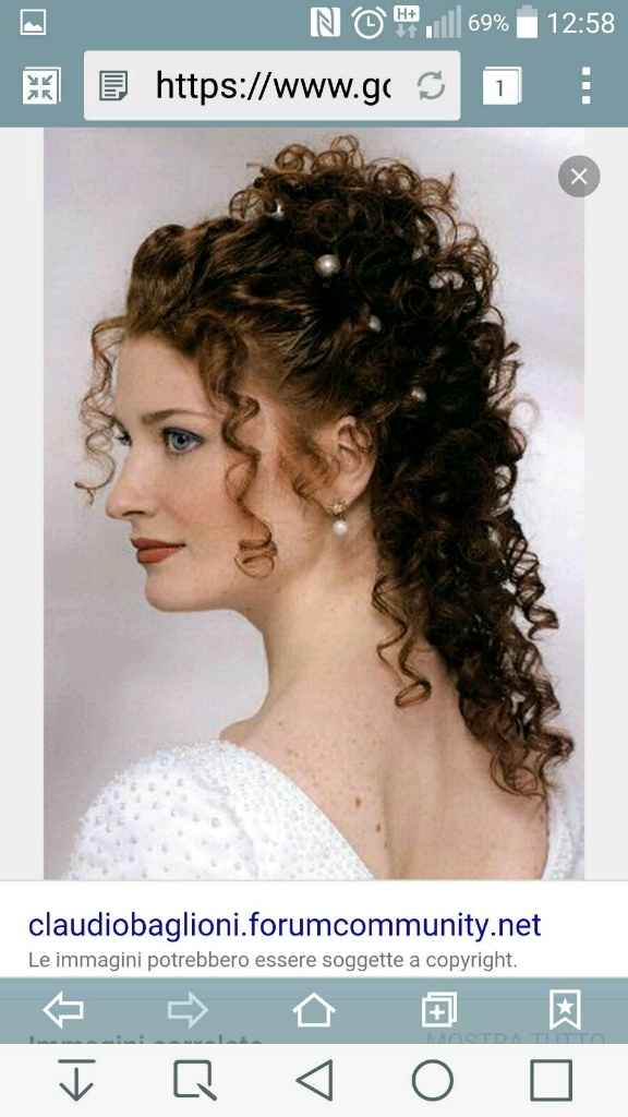 Acconciature per capelli ricci non tradizionali - 2