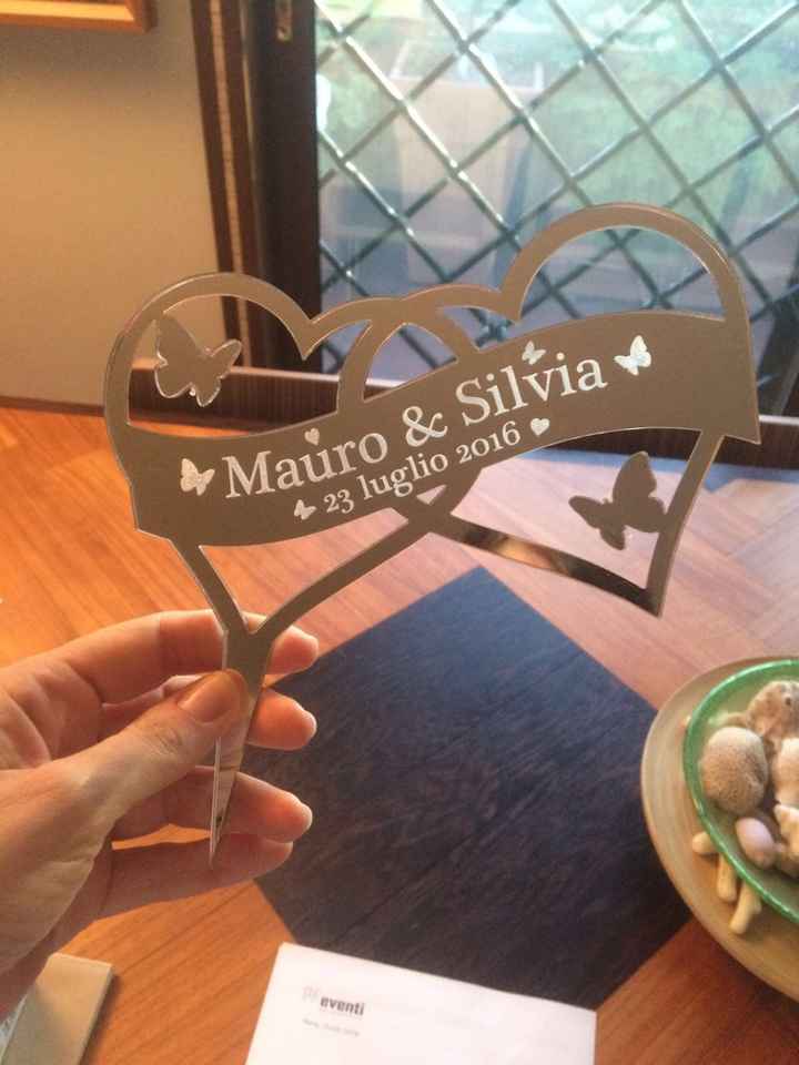 E se al posto della classica statuina.... - 1