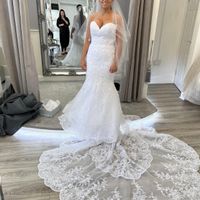 Scollatura in chiesa - 1