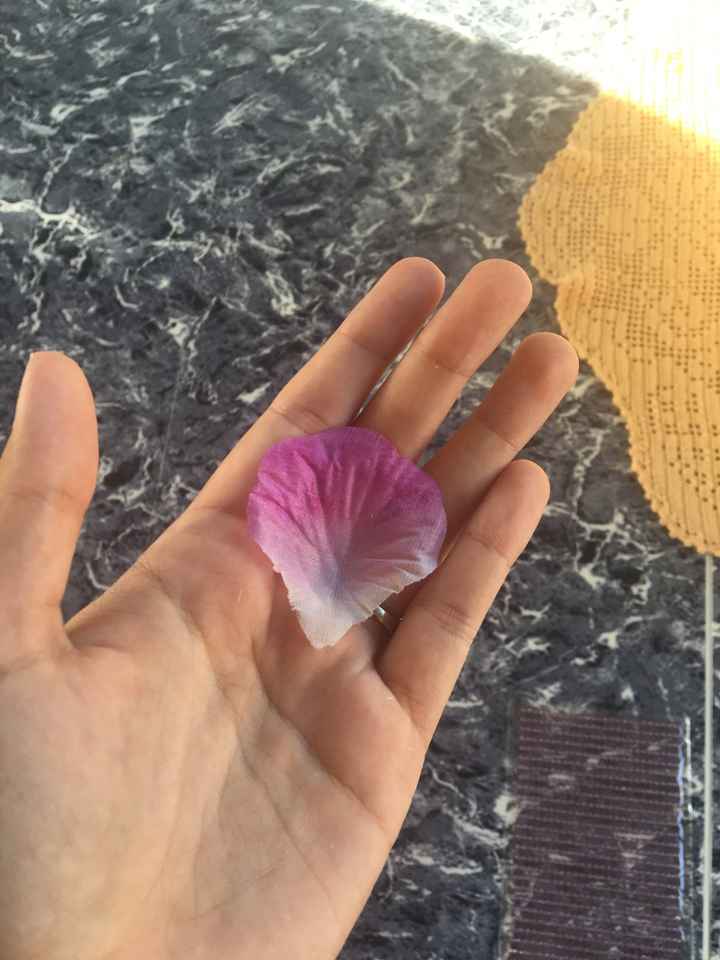 Petali di rosa artificiali - 2