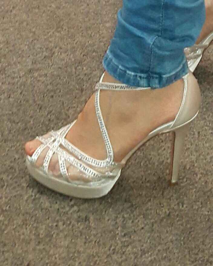  Cosa ne dite di queste scarpe? - 1