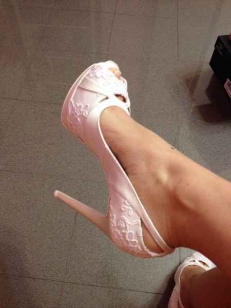Le mie scarpeee - 1