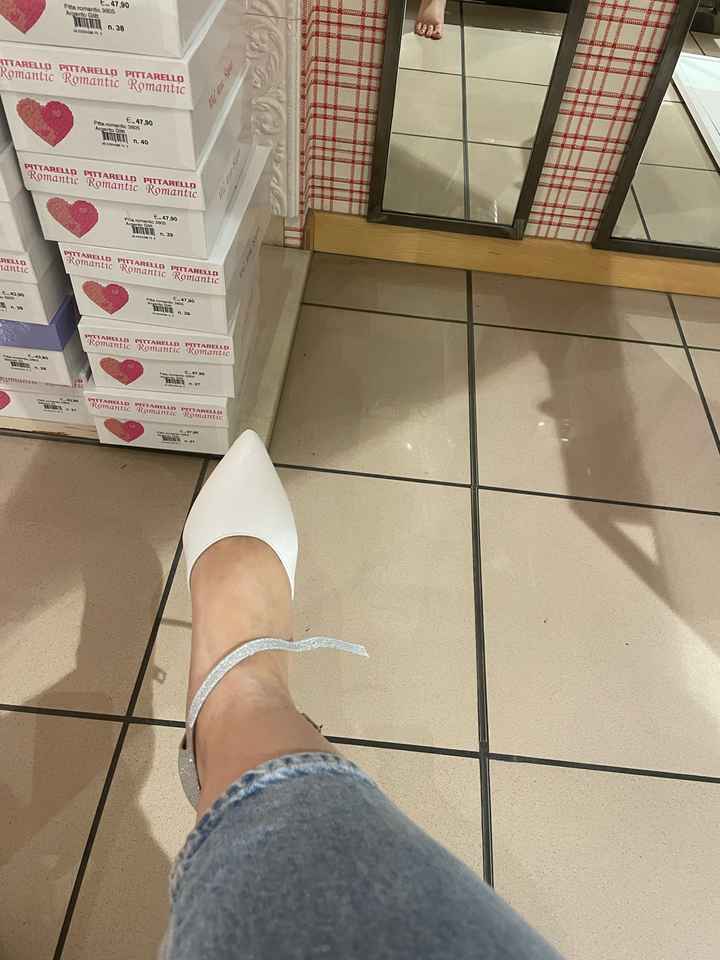 Scarpe forse trovate - 1