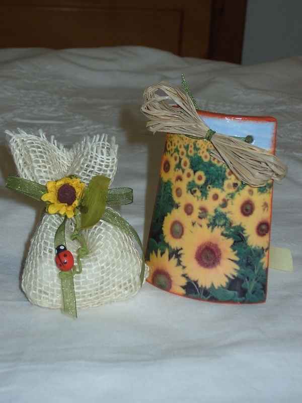 ancora una bustina a tema girasoli!