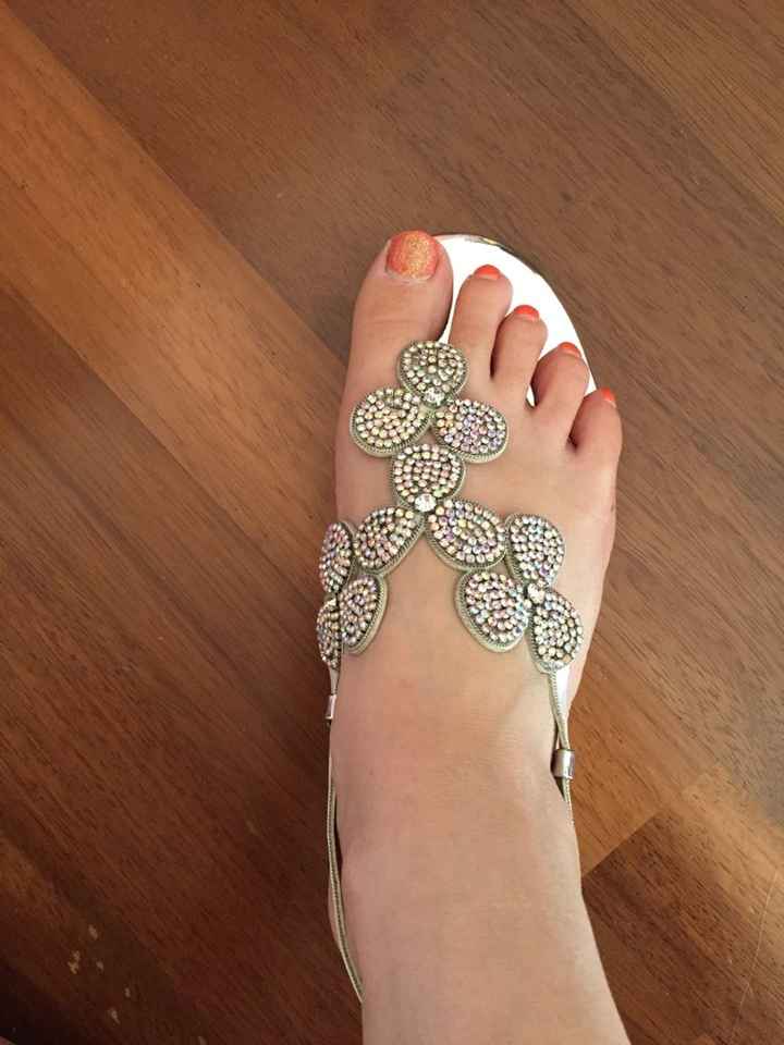 A -19 finalmente scarpe!!! - 2