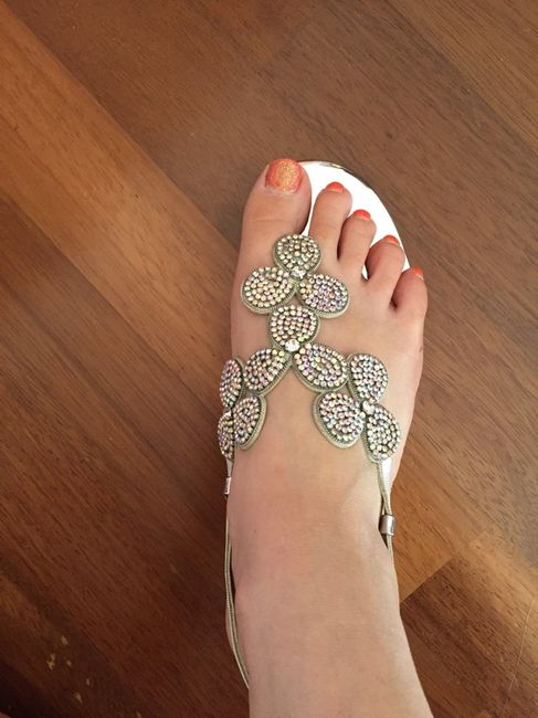 A -19 finalmente scarpe!!! - 2