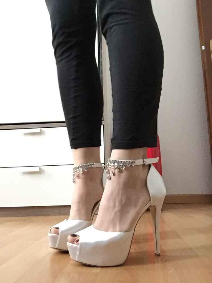 Alla fine, quali scarpe avete scelto o sceglierete per dire si? - 1