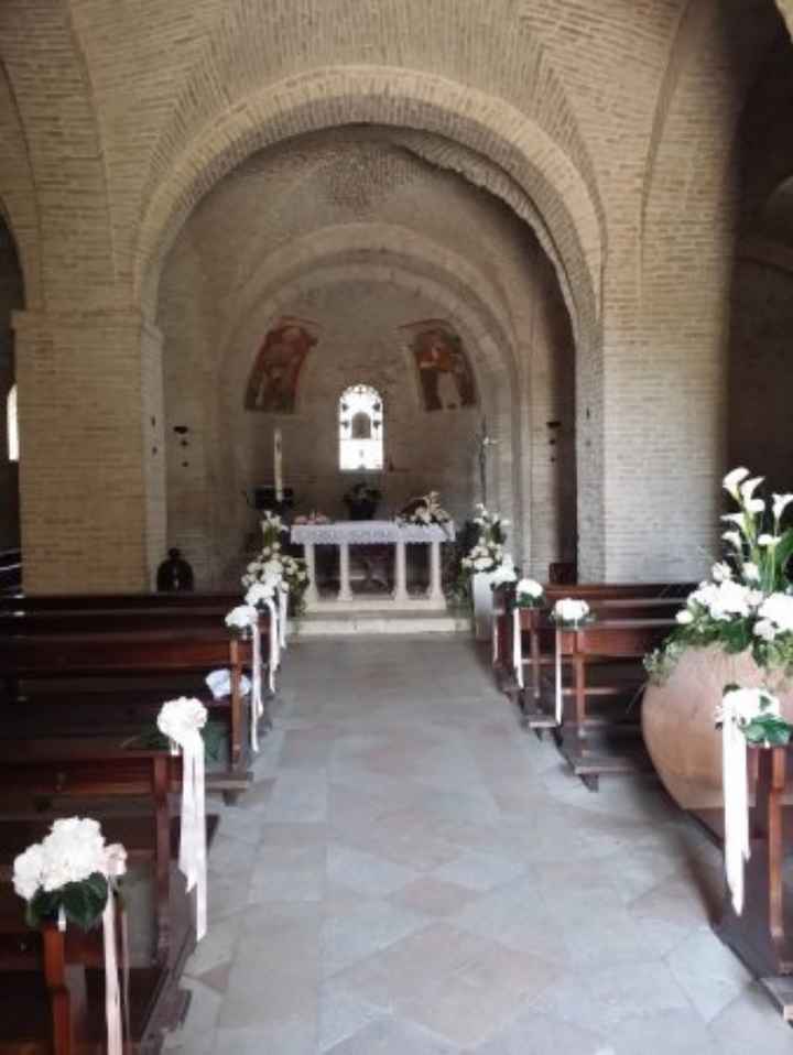 Informazioni su corteo nuziale in chiesa ✨️ - 1