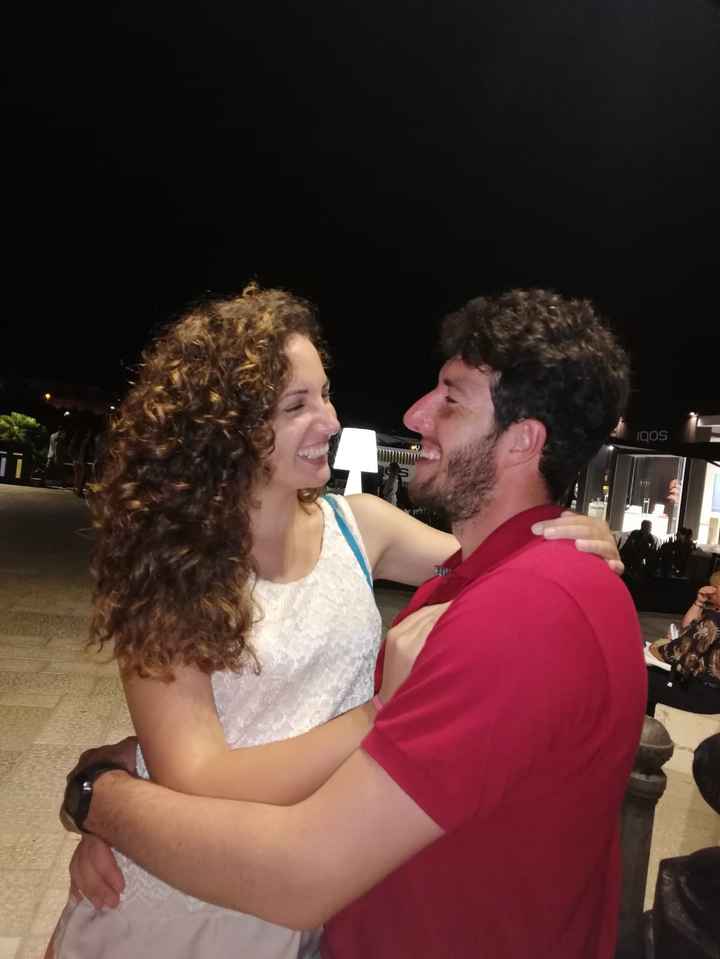 Postate una foto di voi due 👇 - 1