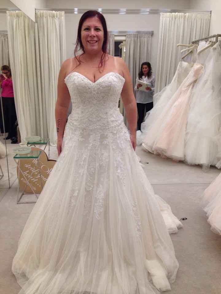 Say yesss to the dresssssss - nicole mi - sposa curvy - 1