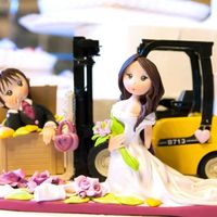 cake topper
