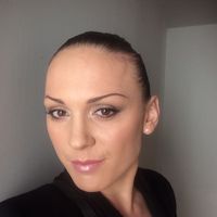 Acconciatura e trucco fai da te - 1