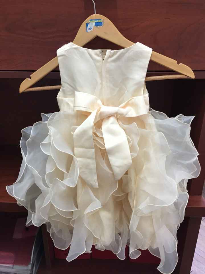 ..e anche i vestitini per le damigelle presi! - 2