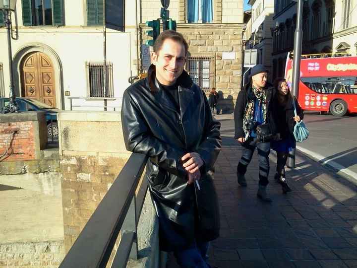 Sondaggio :) chi è il "bello"della coppia?  - 1