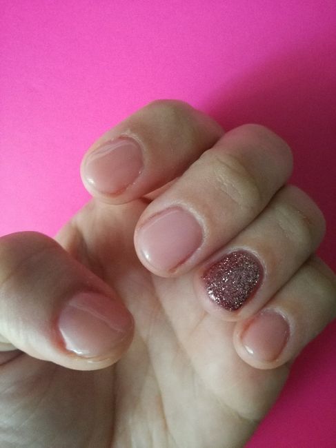 Mi fate vedere le vostre manicure da sposa? - 1