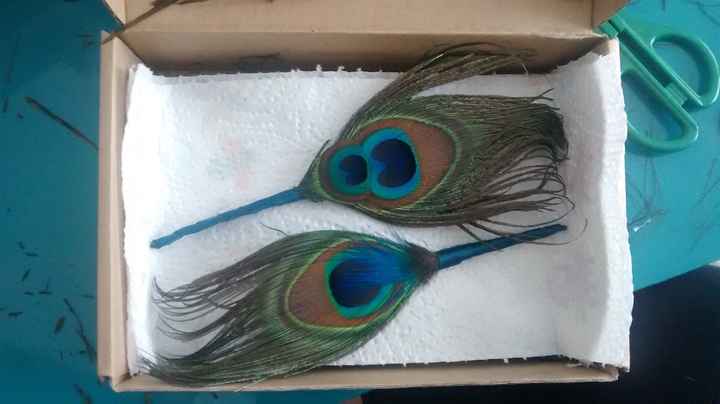 Le boutonnières per due dei groomsmen di fm