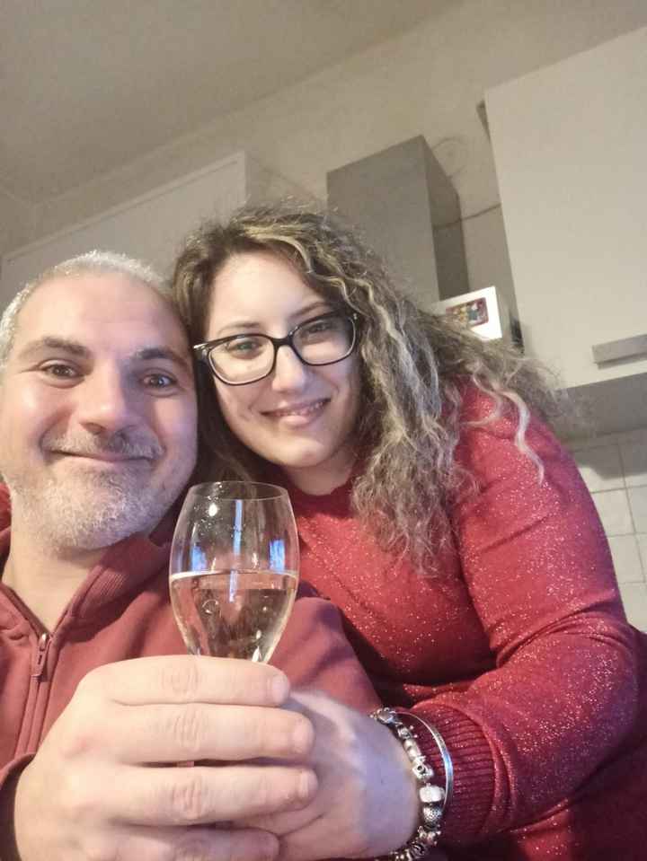 Postate una foto di voi due 👇 - 1