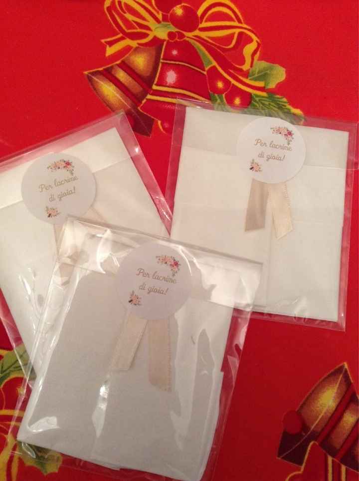 Fazzoletti ..  per lacrime di gioia ! - 1