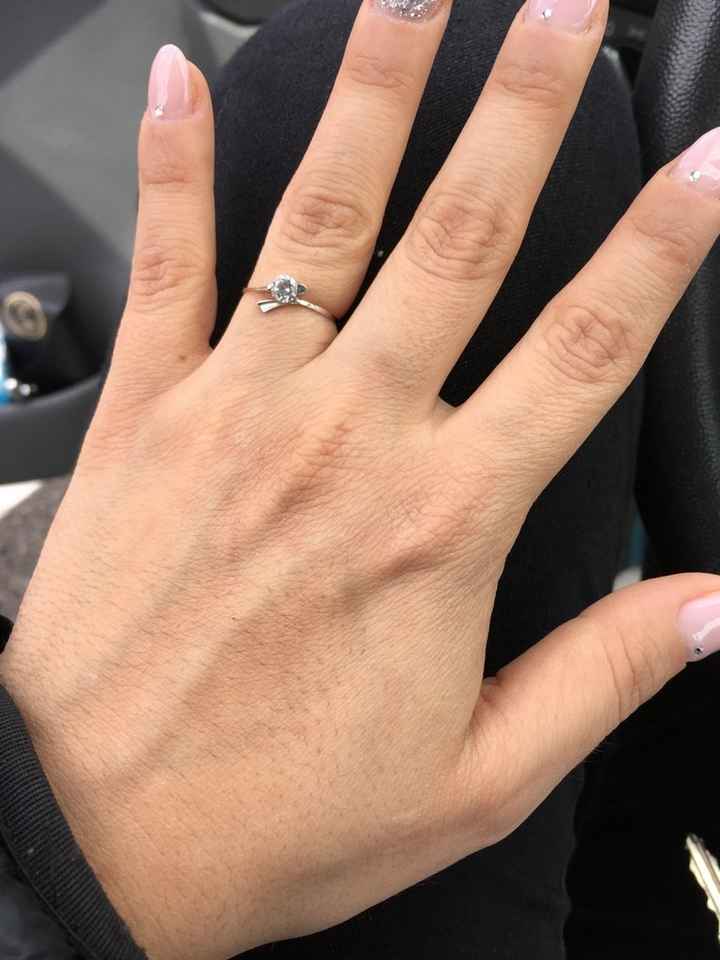 Come sono i vostri anelli di fidanzamento? - 1