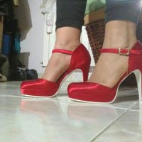 Aiuto!!non trovo le scarpe rosse!! - 1
