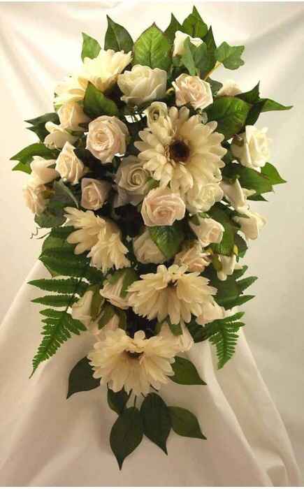 Roselline bianche e gerbere bianche - 1