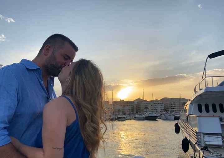 Postate una foto di voi due 👇 - 1