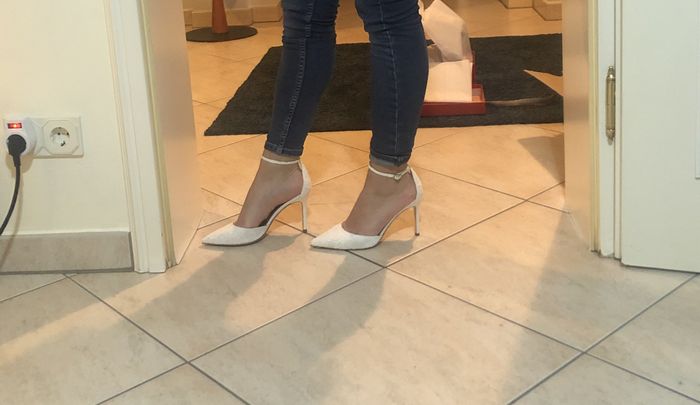 Aiuto - Le prendo? 👠 - 1