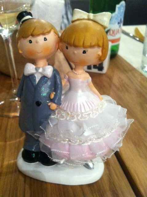 Cake topper