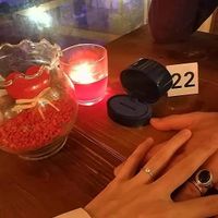 Parlaci del tuo anello di fidanzamento e scarica il regalo - 1